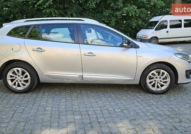 Серый Рено Меган, объемом двигателя 1.5 л и пробегом 244 тыс. км за 7999 $, фото 15 на Automoto.ua