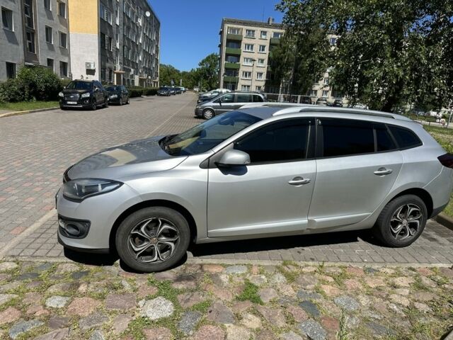 Серый Рено Меган, объемом двигателя 1.5 л и пробегом 250 тыс. км за 6700 $, фото 13 на Automoto.ua
