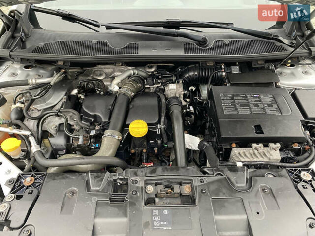 Сірий Рено Меган, об'ємом двигуна 0 л та пробігом 258 тис. км за 8250 $, фото 10 на Automoto.ua