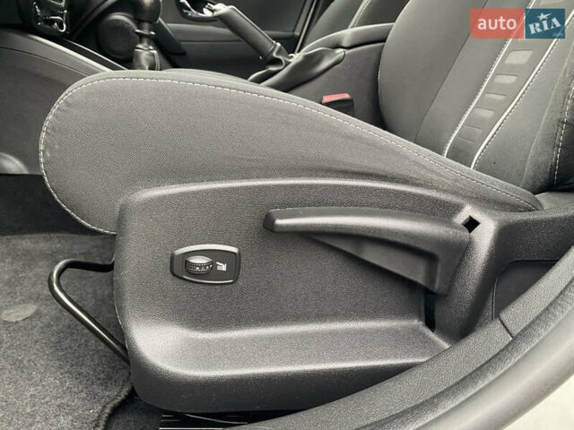 Сірий Рено Меган, об'ємом двигуна 1.5 л та пробігом 258 тис. км за 7200 $, фото 25 на Automoto.ua