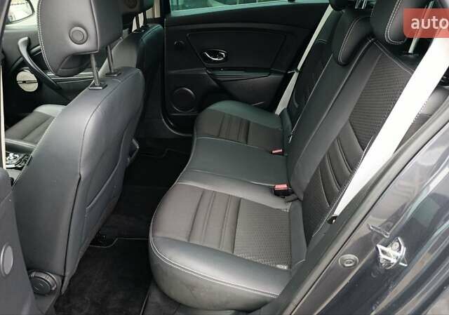 Серый Рено Меган, объемом двигателя 1.6 л и пробегом 188 тыс. км за 9450 $, фото 32 на Automoto.ua