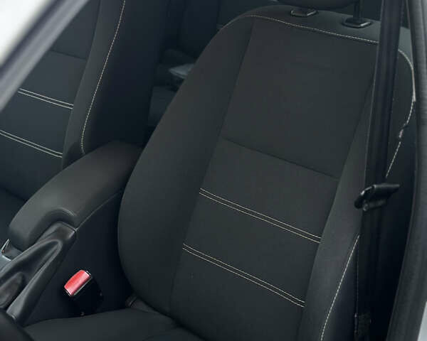 Серый Рено Меган, объемом двигателя 1.5 л и пробегом 265 тыс. км за 9200 $, фото 20 на Automoto.ua