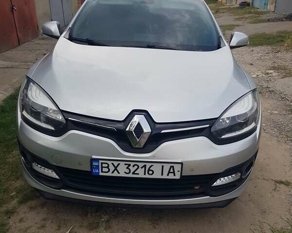 Сірий Рено Меган, об'ємом двигуна 1.46 л та пробігом 229 тис. км за 9600 $, фото 5 на Automoto.ua