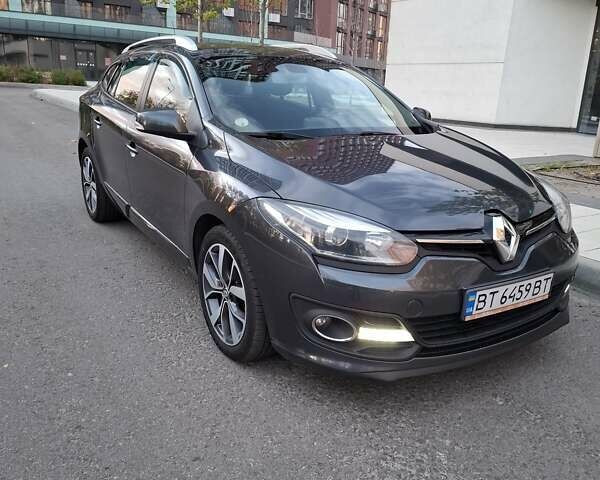 Рено Меган 2014 в Киеве на Automoto.ua Серый Рено Меган, объемом двигателя 1.46 л и пробегом 260 тыс. км за 8200 $, фото 13 на Automoto.ua