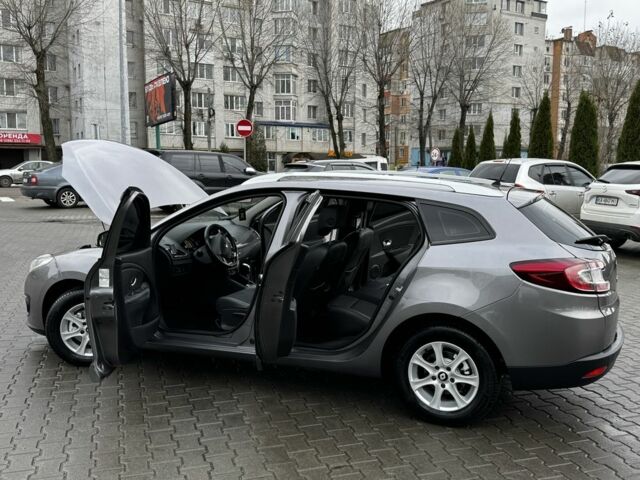 Сірий Рено Меган, об'ємом двигуна 1.5 л та пробігом 320 тис. км за 7600 $, фото 16 на Automoto.ua