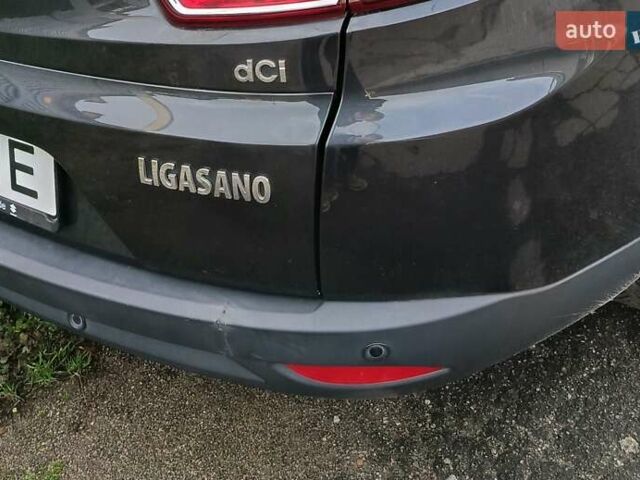 Серый Рено Меган, объемом двигателя 1.5 л и пробегом 187 тыс. км за 9500 $, фото 3 на Automoto.ua