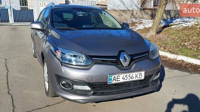 Сірий Рено Меган, об'ємом двигуна 1.5 л та пробігом 301 тис. км за 7890 $, фото 1 на Automoto.ua