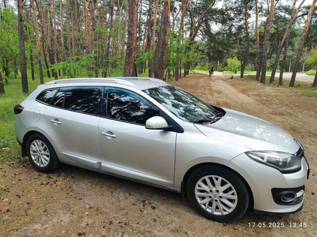 Серый Рено Меган, объемом двигателя 1.5 л и пробегом 298 тыс. км за 7800 $, фото 2 на Automoto.ua