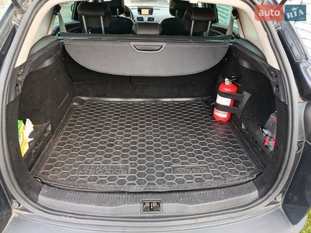 Серый Рено Меган, объемом двигателя 1.5 л и пробегом 187 тыс. км за 9500 $, фото 14 на Automoto.ua