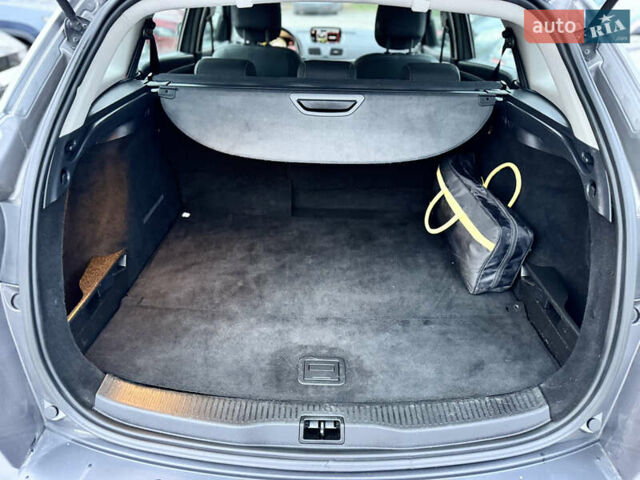 Сірий Рено Меган, об'ємом двигуна 1.5 л та пробігом 212 тис. км за 10500 $, фото 6 на Automoto.ua