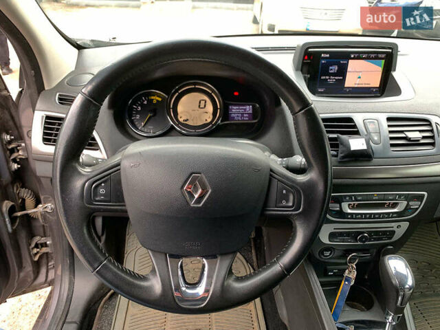 Сірий Рено Меган, об'ємом двигуна 1.5 л та пробігом 252 тис. км за 8790 $, фото 30 на Automoto.ua
