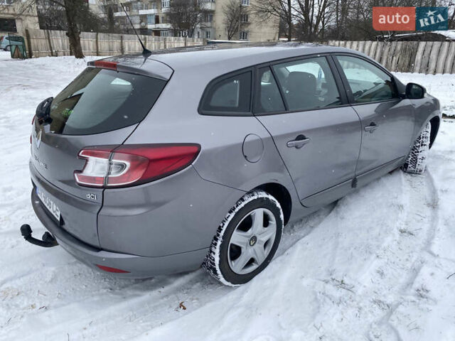 Серый Рено Меган, объемом двигателя 1.46 л и пробегом 198 тыс. км за 7900 $, фото 5 на Automoto.ua