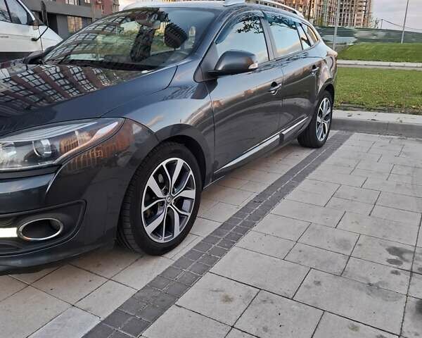 Рено Меган 2014 в Киеве на Automoto.ua Серый Рено Меган, объемом двигателя 1.46 л и пробегом 260 тыс. км за 8200 $, фото 2 на Automoto.ua