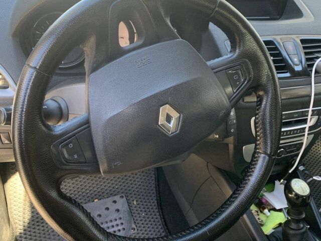 Сірий Рено Меган, об'ємом двигуна 1.5 л та пробігом 200 тис. км за 6500 $, фото 7 на Automoto.ua