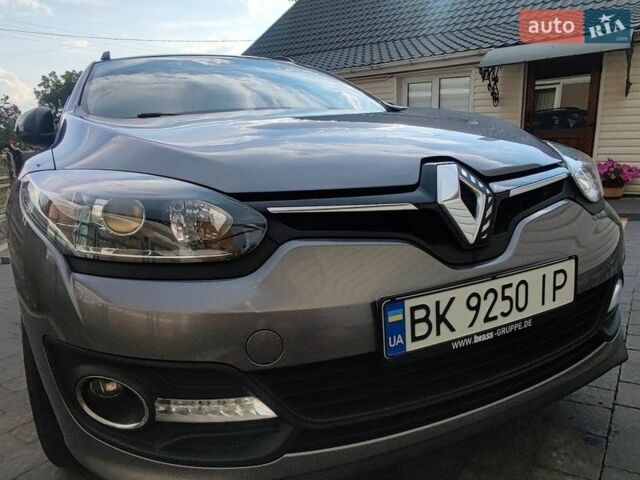 Сірий Рено Меган, об'ємом двигуна 1.2 л та пробігом 250 тис. км за 8900 $, фото 6 на Automoto.ua