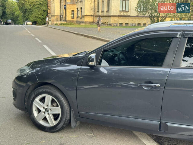 Сірий Рено Меган, об'ємом двигуна 1.5 л та пробігом 320 тис. км за 8100 $, фото 22 на Automoto.ua