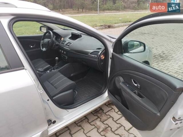 Серый Рено Меган, объемом двигателя 1.5 л и пробегом 219 тыс. км за 7850 $, фото 2 на Automoto.ua