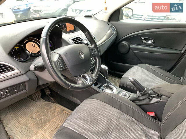Сірий Рено Меган, об'ємом двигуна 1.5 л та пробігом 252 тис. км за 8790 $, фото 28 на Automoto.ua