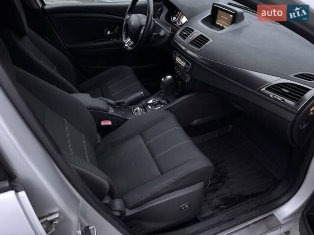 Серый Рено Меган, объемом двигателя 1.5 л и пробегом 328 тыс. км за 7300 $, фото 20 на Automoto.ua