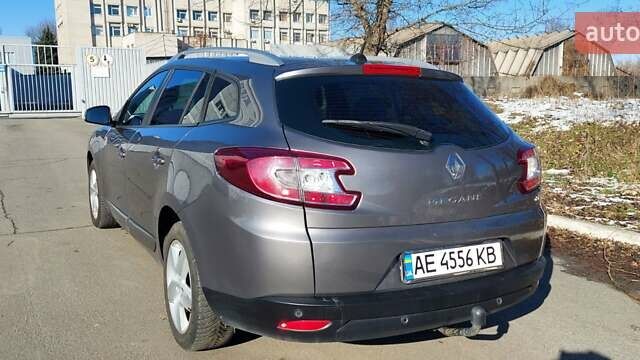 Сірий Рено Меган, об'ємом двигуна 1.5 л та пробігом 301 тис. км за 7890 $, фото 7 на Automoto.ua