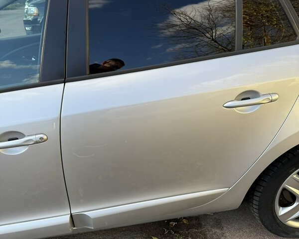 Сірий Рено Меган, об'ємом двигуна 1.5 л та пробігом 260 тис. км за 8150 $, фото 8 на Automoto.ua