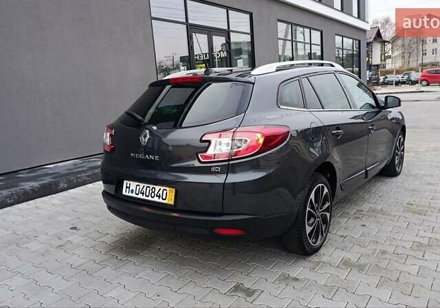 Серый Рено Меган, объемом двигателя 1.6 л и пробегом 188 тыс. км за 9450 $, фото 61 на Automoto.ua