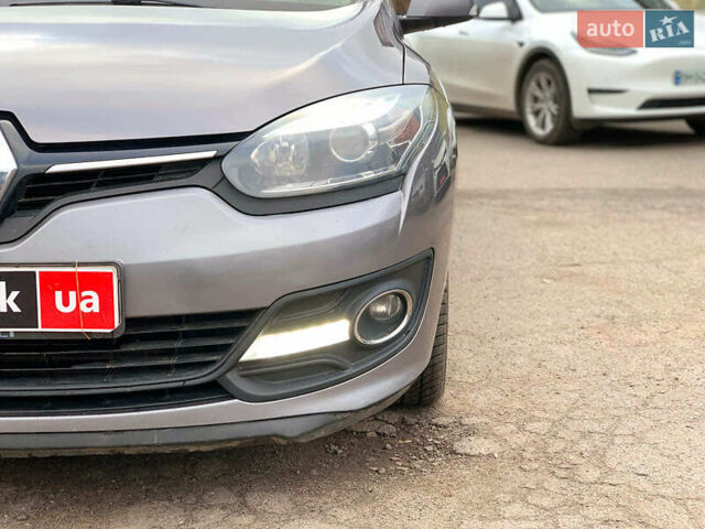 Сірий Рено Меган, об'ємом двигуна 1.5 л та пробігом 252 тис. км за 8790 $, фото 9 на Automoto.ua