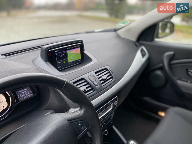 Сірий Рено Меган, об'ємом двигуна 1.5 л та пробігом 258 тис. км за 7200 $, фото 27 на Automoto.ua