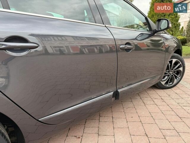 Серый Рено Меган, объемом двигателя 1.6 л и пробегом 235 тыс. км за 9850 $, фото 34 на Automoto.ua