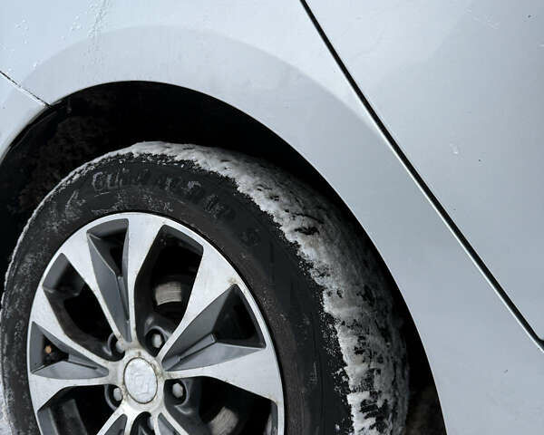 Серый Рено Меган, объемом двигателя 1.5 л и пробегом 268 тыс. км за 7800 $, фото 14 на Automoto.ua