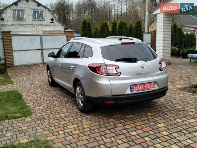 Серый Рено Меган, объемом двигателя 1.5 л и пробегом 244 тыс. км за 7900 $, фото 4 на Automoto.ua