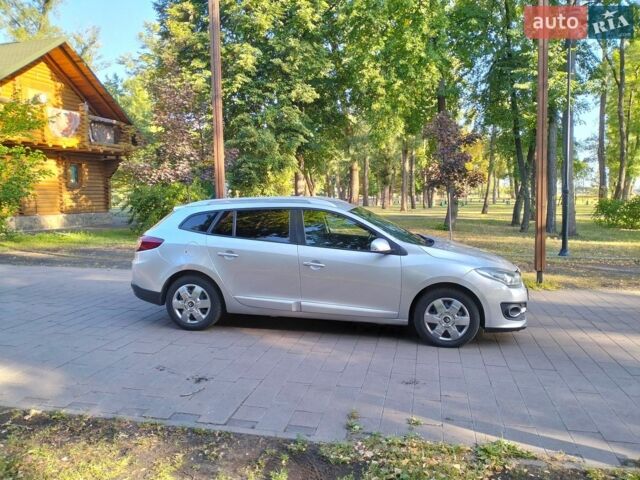Серый Рено Меган, объемом двигателя 1.5 л и пробегом 246 тыс. км за 7600 $, фото 19 на Automoto.ua