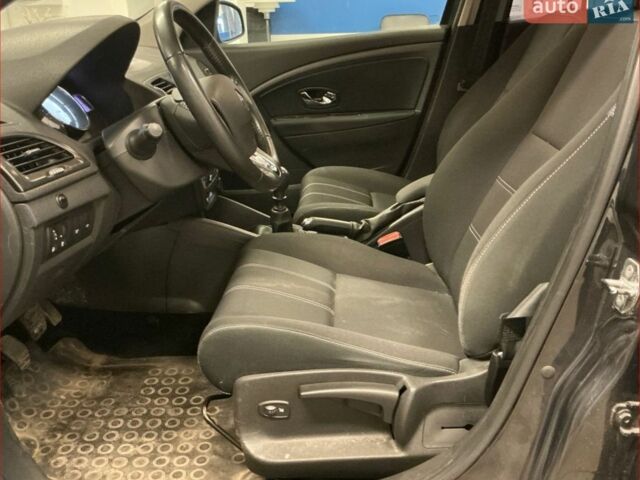 Сірий Рено Меган, об'ємом двигуна 1.5 л та пробігом 250 тис. км за 6950 $, фото 7 на Automoto.ua