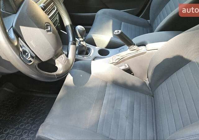 Серый Рено Меган, объемом двигателя 1.5 л и пробегом 244 тыс. км за 7999 $, фото 36 на Automoto.ua