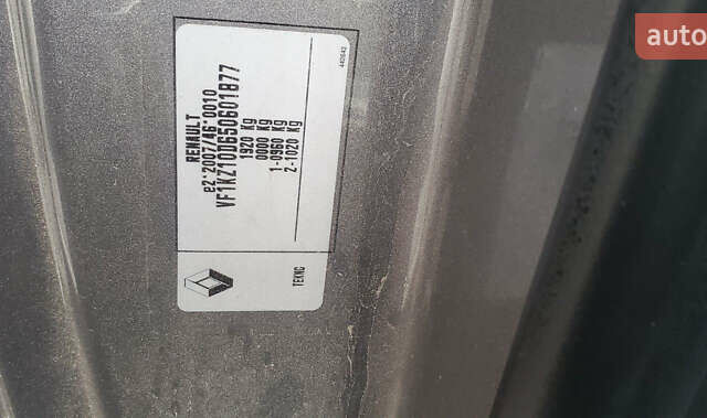 Сірий Рено Меган, об'ємом двигуна 1.46 л та пробігом 269 тис. км за 8500 $, фото 6 на Automoto.ua