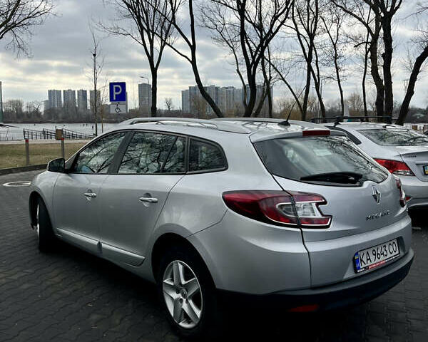 Серый Рено Меган, объемом двигателя 1.5 л и пробегом 290 тыс. км за 8000 $, фото 3 на Automoto.ua