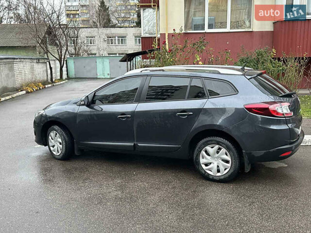 Серый Рено Меган, объемом двигателя 1.5 л и пробегом 260 тыс. км за 7700 $, фото 2 на Automoto.ua