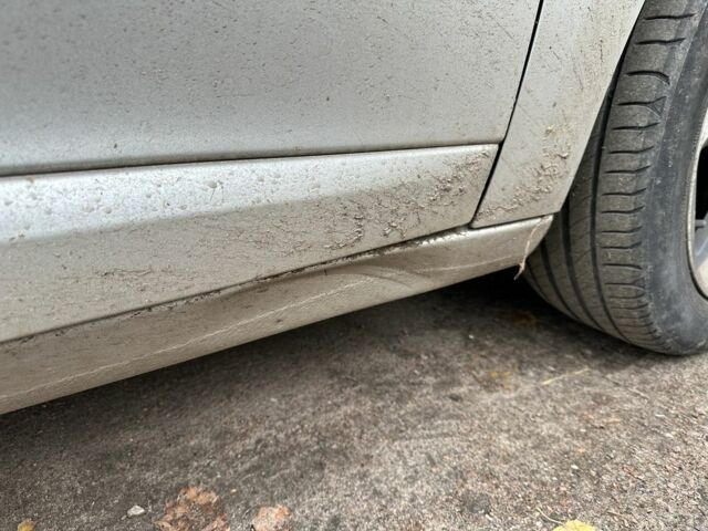 Рено Меган 2014 у Чернігові на Automoto.ua Сірий Рено Меган, об'ємом двигуна 1.5 л та пробігом 297 тис. км за 8000 $, фото 5 на Automoto.ua
