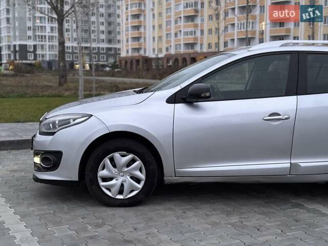 Серый Рено Меган, объемом двигателя 1.5 л и пробегом 328 тыс. км за 7300 $, фото 5 на Automoto.ua