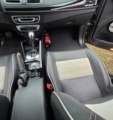 Сірий Рено Меган, об'ємом двигуна 1.46 л та пробігом 221 тис. км за 9000 $, фото 33 на Automoto.ua