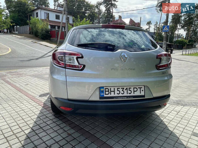 Сірий Рено Меган, об'ємом двигуна 1.46 л та пробігом 294 тис. км за 7999 $, фото 6 на Automoto.ua