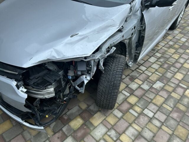 Серый Рено Меган, объемом двигателя 1.5 л и пробегом 240 тыс. км за 6200 $, фото 6 на Automoto.ua