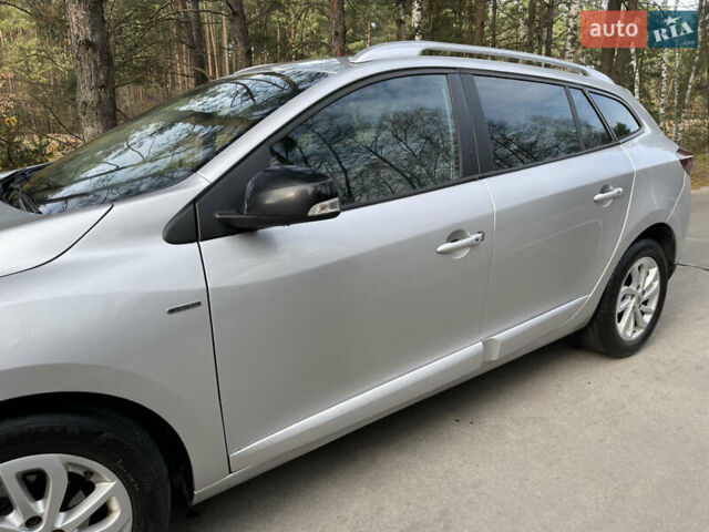 Серый Рено Меган, объемом двигателя 1.46 л и пробегом 148 тыс. км за 8950 $, фото 29 на Automoto.ua