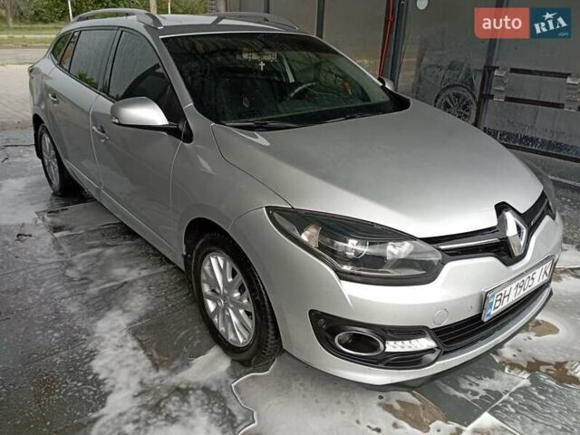Серый Рено Меган, объемом двигателя 1.46 л и пробегом 230 тыс. км за 7999 $, фото 3 на Automoto.ua