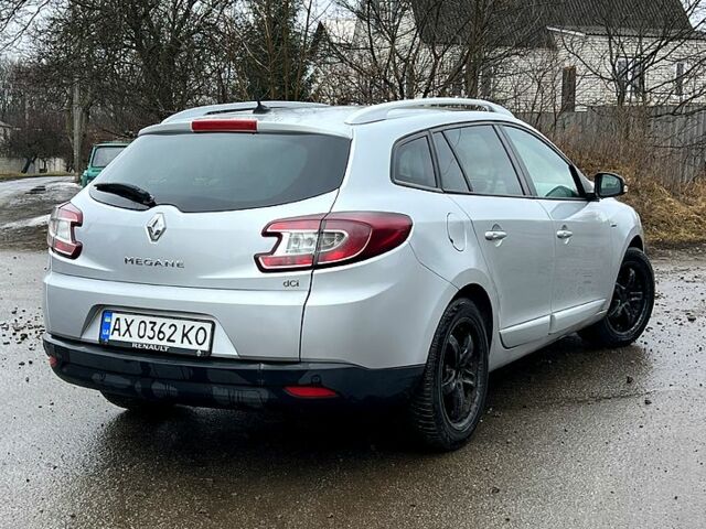 Сірий Рено Меган, об'ємом двигуна 1.5 л та пробігом 300 тис. км за 7300 $, фото 2 на Automoto.ua