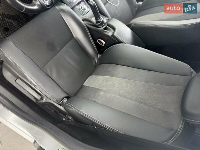 Серый Рено Меган, объемом двигателя 1.5 л и пробегом 393 тыс. км за 7500 $, фото 12 на Automoto.ua