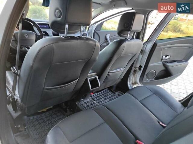 Серый Рено Меган, объемом двигателя 1.46 л и пробегом 230 тыс. км за 7999 $, фото 7 на Automoto.ua