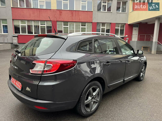 Серый Рено Меган, объемом двигателя 1.5 л и пробегом 136 тыс. км за 9600 $, фото 9 на Automoto.ua