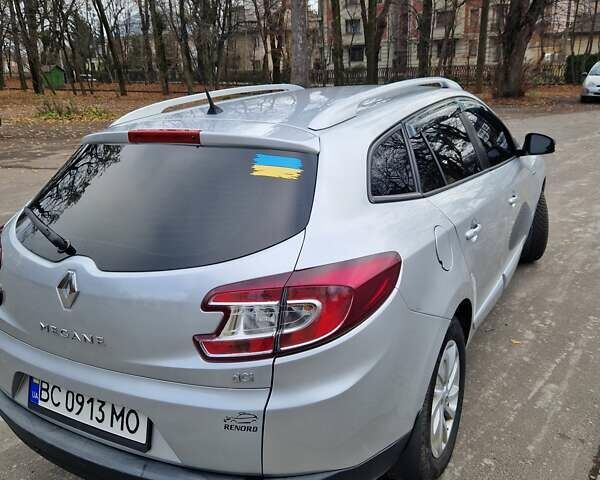Серый Рено Меган, объемом двигателя 1.5 л и пробегом 277 тыс. км за 8300 $, фото 4 на Automoto.ua