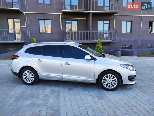 Серый Рено Меган, объемом двигателя 1.5 л и пробегом 231 тыс. км за 7999 $, фото 4 на Automoto.ua